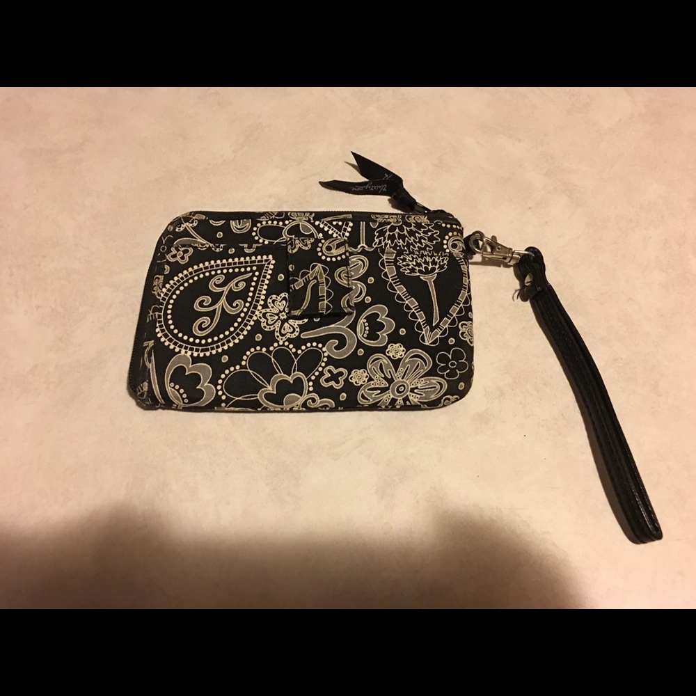 31 black and white wallet